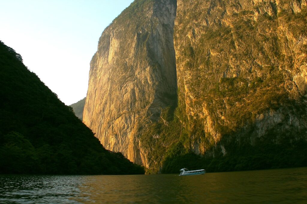03-canon-del-sumidero.png