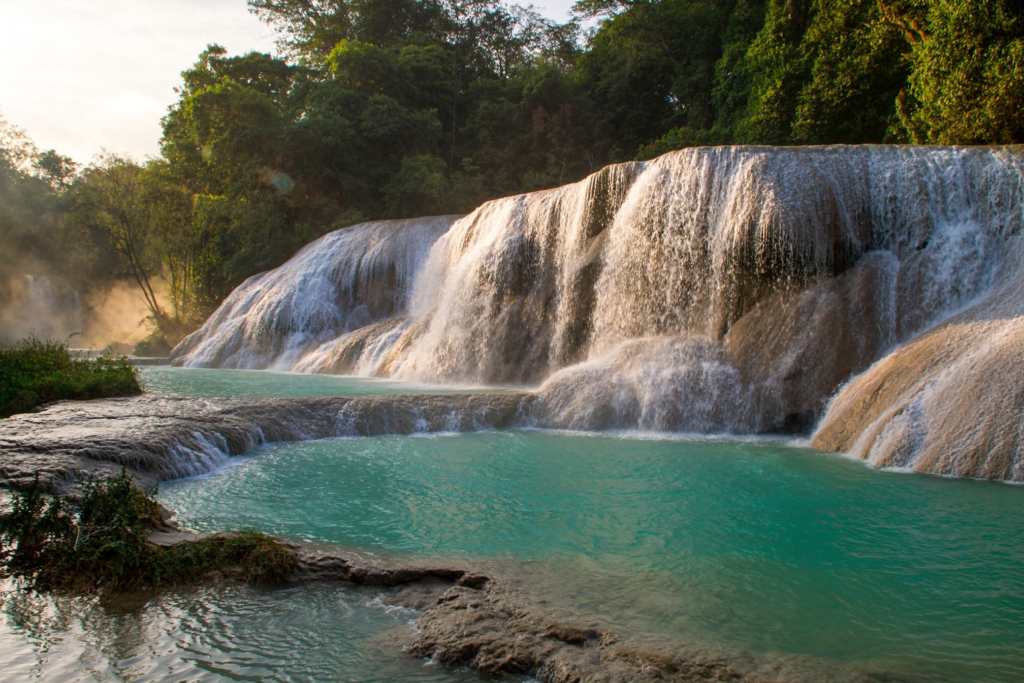 03-cascadas-agua-azul.png