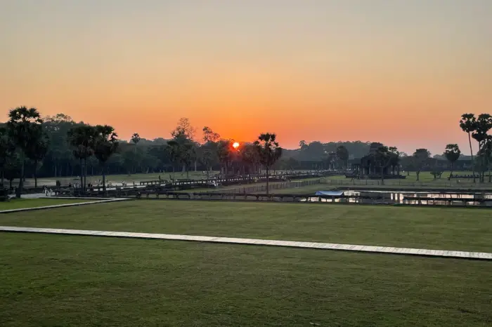 Camboya Esencial: Phnom Penh y Angkor