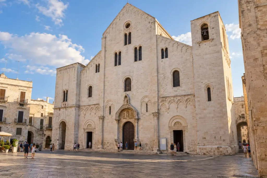 Basílica de San Nicolás en Bari Vecchia, Puglia, viaje a Puglia